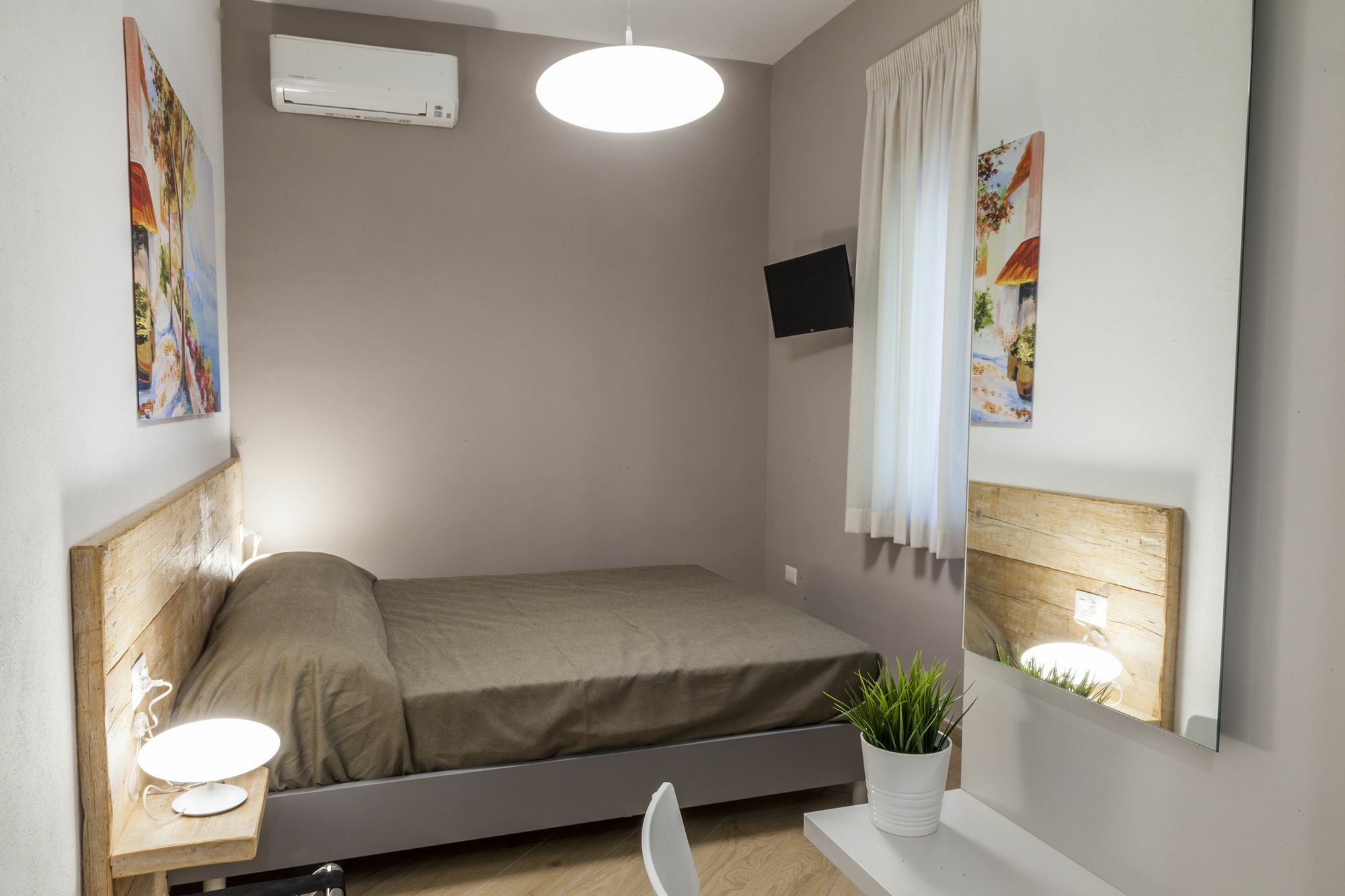 Euforia Napoli - Tre Sedi - Three Locations Bed & Breakfast Bagian luar foto